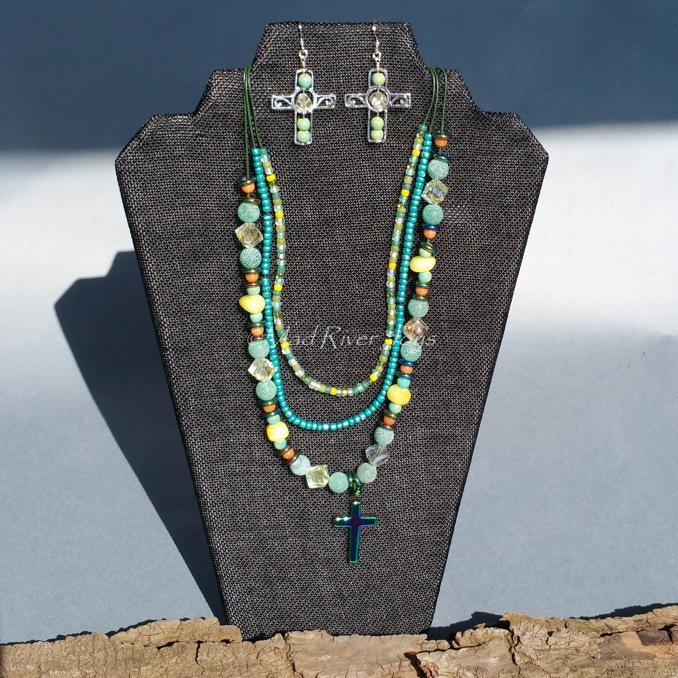 Necklace--Holy Trinity--Green