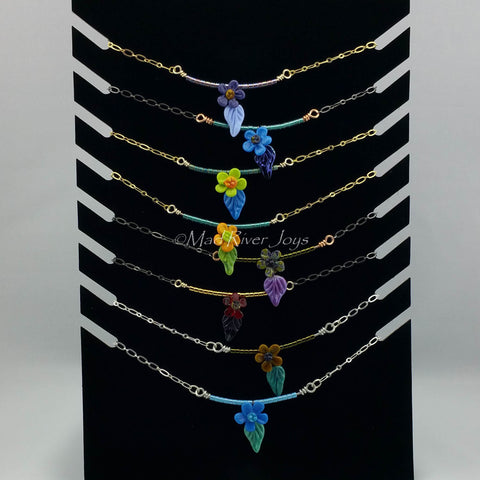 Necklace--Floral Swing--Daisy